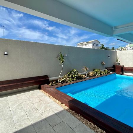 Sandstone Apartment A Walk To The Beach Flic en Flac Exterior foto